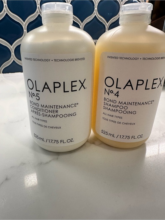 OLAPLEX Other - OLAPLEX No.4 Shampoo & No.5 Conditioner Duo - White & Pale Yellow